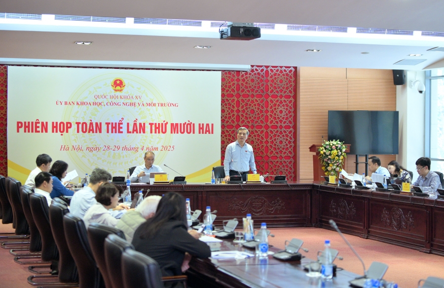 Toàn cảnh phiên họp